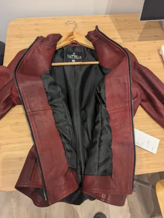 Chaqueta Italiana Cuero Cordero Roja nueva