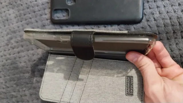 Funda y carcasa móvil M21 y M30