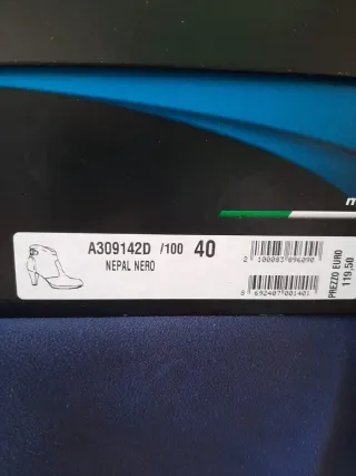 Stivaletti Nero Giardini numero 40