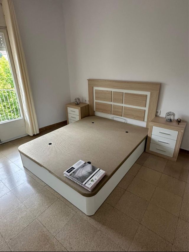 Canapes, armarios, sofa directamente desde almacén