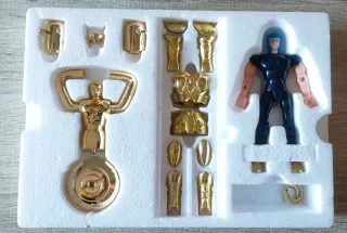 Saint Seiya Acuario de Oro Bandai