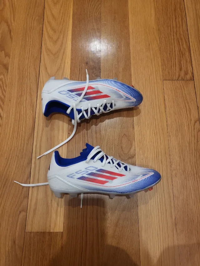 Botas de fútbol Adidas F50 Talla 42 2/3..