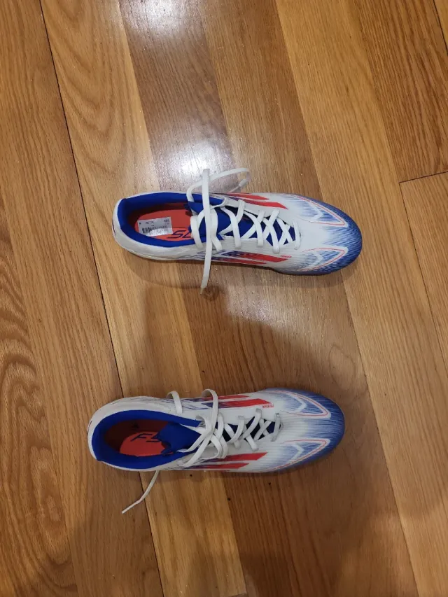Botas de fútbol Adidas F50 Talla 42 2/3..