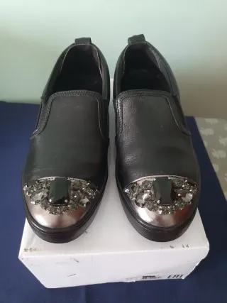 Scarpe Guess donna nere con strass