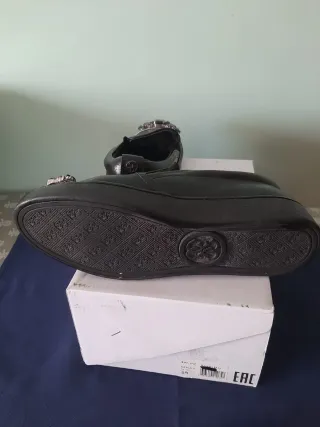 Scarpe Guess donna nere con strass