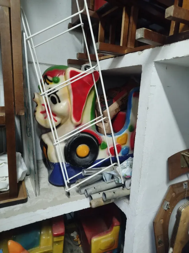 Máquinas infantiles caballitos monedas