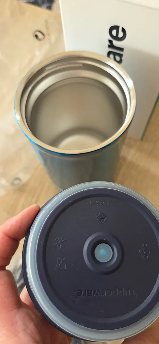 Termo Tupperware Azul y Negro