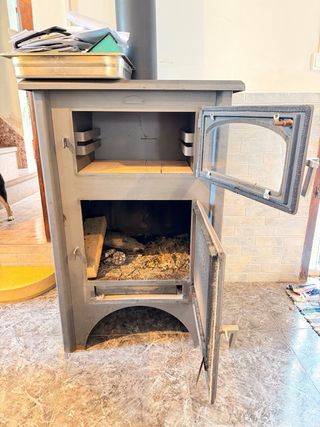 Estufa Jaén con Horno Leña