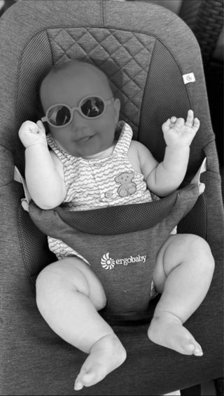 Hamaca Ergobaby Bebé 3 en 1 Gris