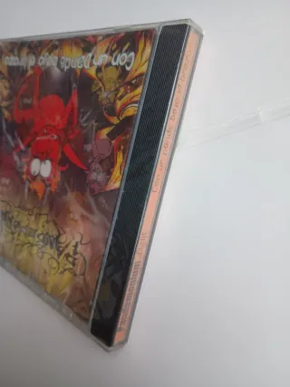 CD Pandemonium Light - Con un pande bajo el brazo