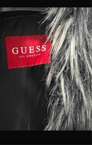 Chaleco Guess pelo sintético negro y gris