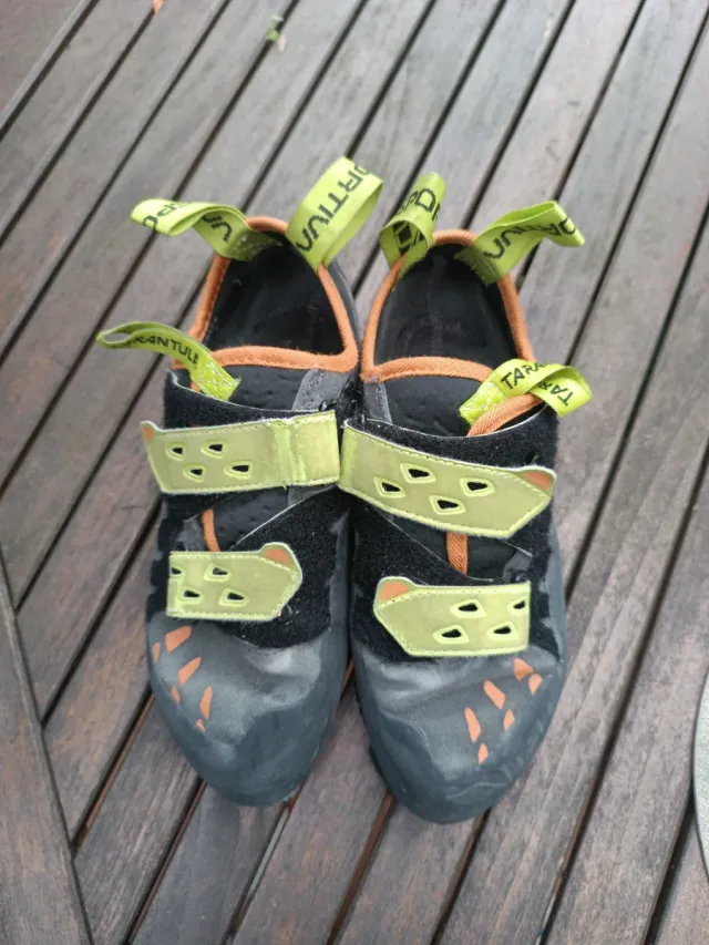 La Sportiva Tarantula 38.5 Pies de Gato