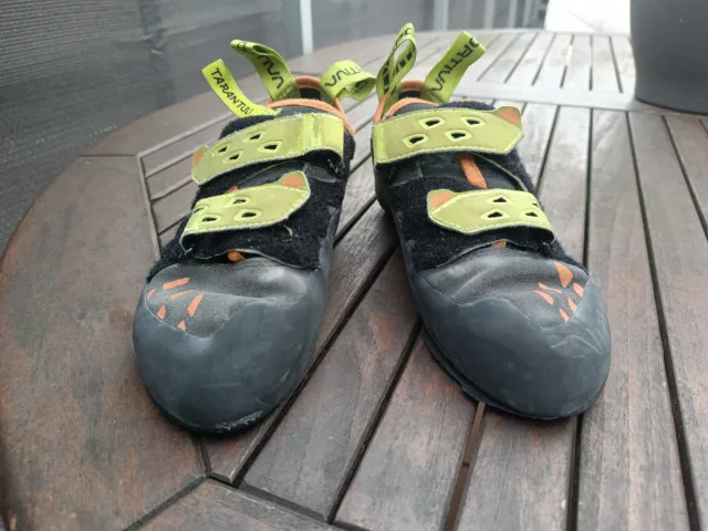La Sportiva Tarantula 38.5 Pies de Gato