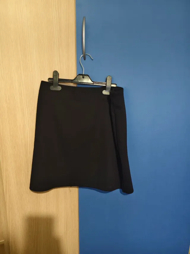 Falda mini negra Mango Talla S