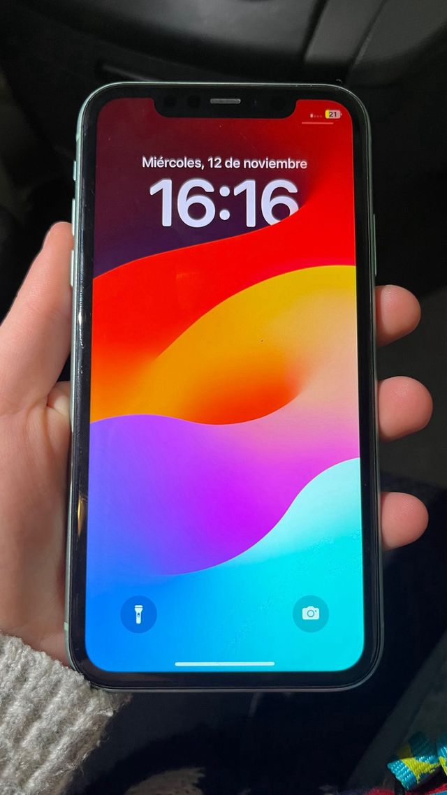 iPhone 11 Verde/Blanco