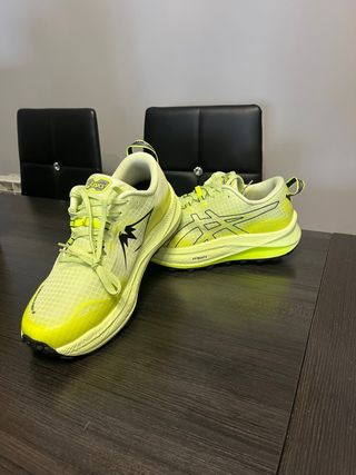 Asics Gel Trabuco Talla 44