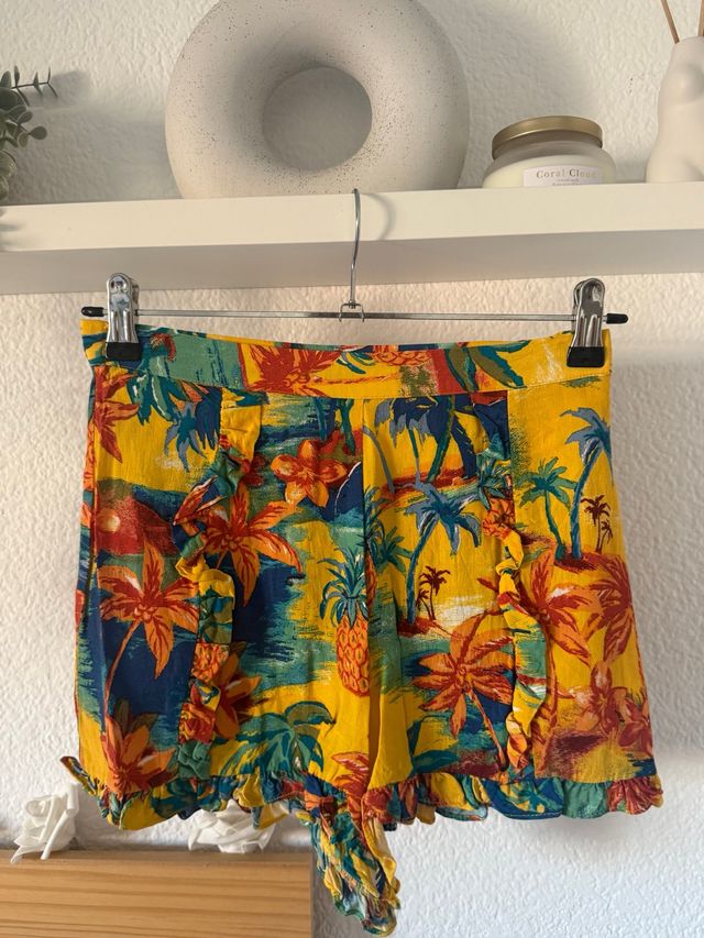 Shorts ZARA estampado tropical