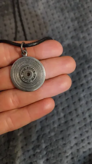 Collar Time Force plateado