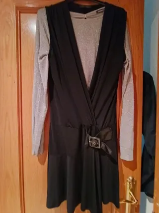 Vestido corto negro y plateado