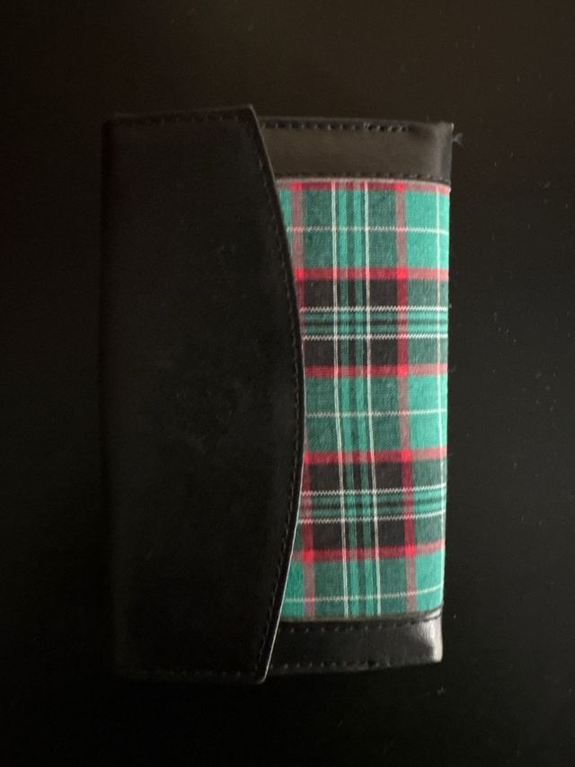 Cartera Billetero Cuadros piel? negra