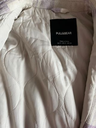 Chaqueta-abrigo cuadros Pull&Bear oversize
