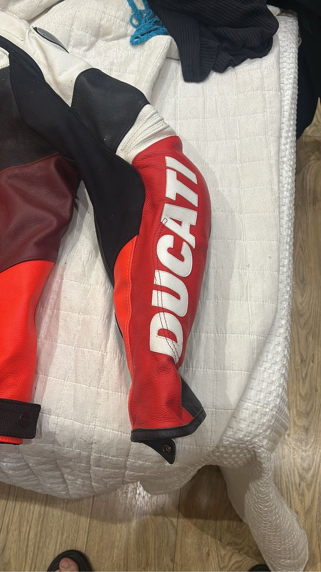 Chaqueta Piel Dainese Ducati Corse Talla 58