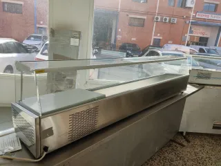 Vitrina expositora refrigerada