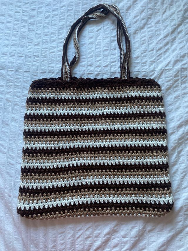 Bolso tejido a mano - marrón y blanco