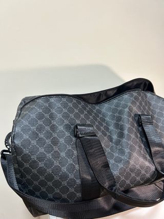 Bolso de viaje estampado negro