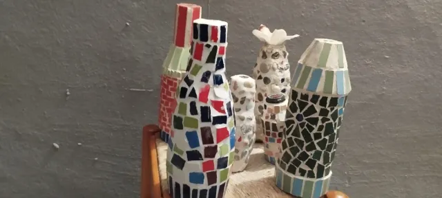 Macetas de cerámica hechas a mano