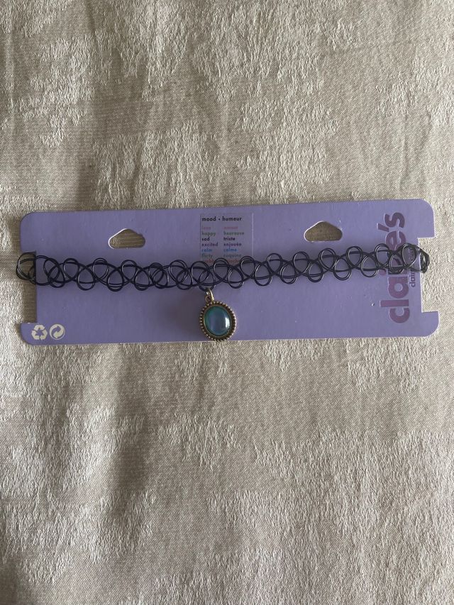 Choker elástico Claire's con colgante piedra