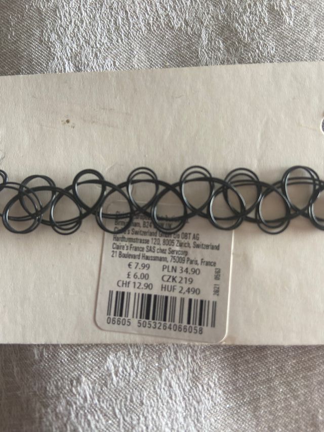 Choker elástico Claire's con colgante piedra