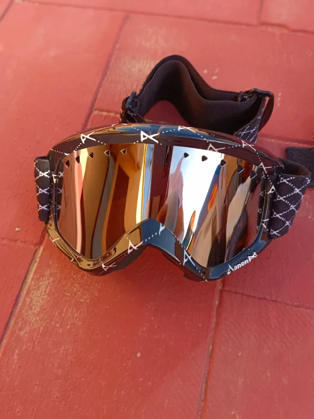 Gafas de nieve con lente naranja