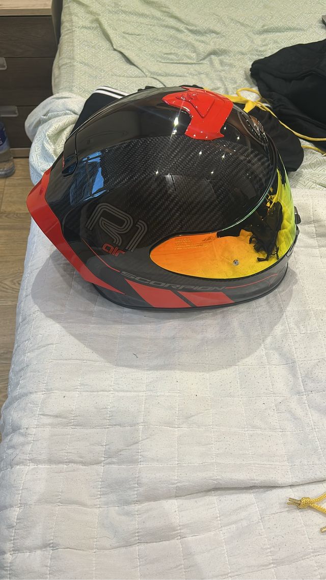 Casco Scorpion R1 Carbono talla XL