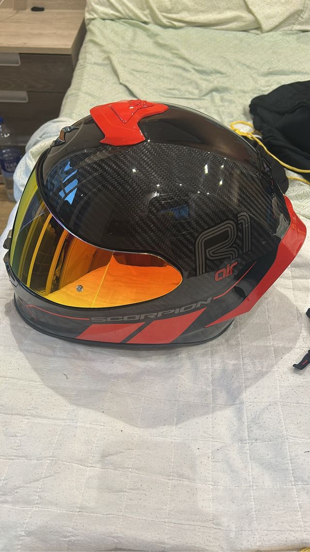 Casco Scorpion R1 Carbono talla XL