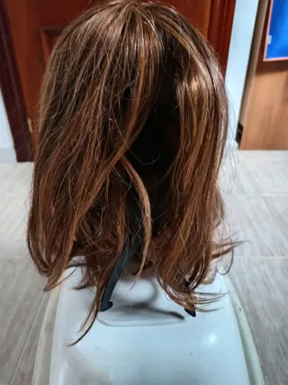 Peluca Pelo Natural Jon Renau Castaña