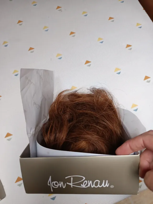 Peluca Pelo Natural Jon Renau Castaña