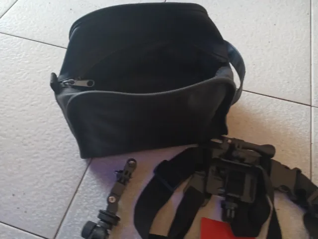 Mini cámara deportiva y accesorios