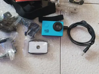 Mini cámara deportiva y accesorios