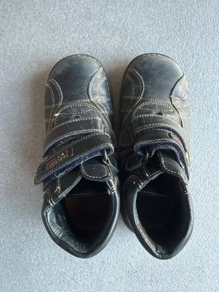 Lote 5 pares Zapatillas niño