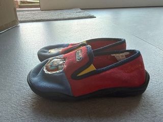 Lote 5 pares Zapatillas niño