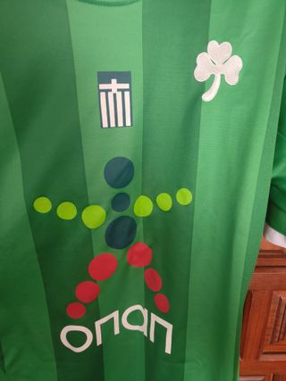Rara camiseta Panathinaikos talla L nº 3 Sissoko