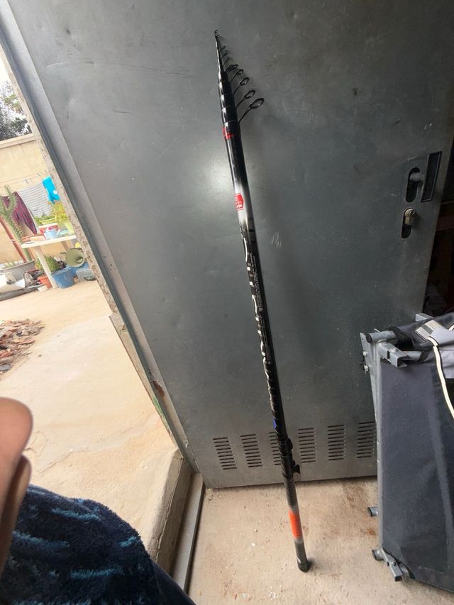 Caña de pescar ARTISTIC 900