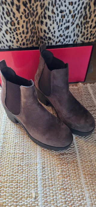 Botas  Tipo Chelsea Marrones 39