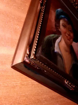 Cornice antica dipinta a mano