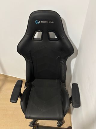 Silla Gaming NewSkill Negra