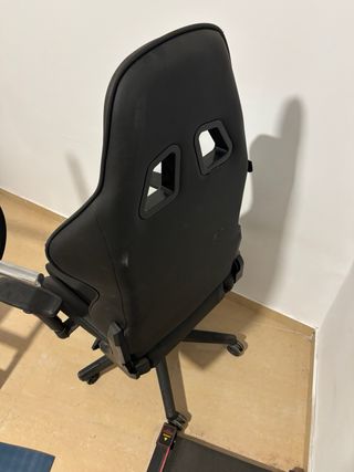 Silla Gaming NewSkill Negra