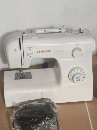 Máquina de coser Singer Tradition 2259
