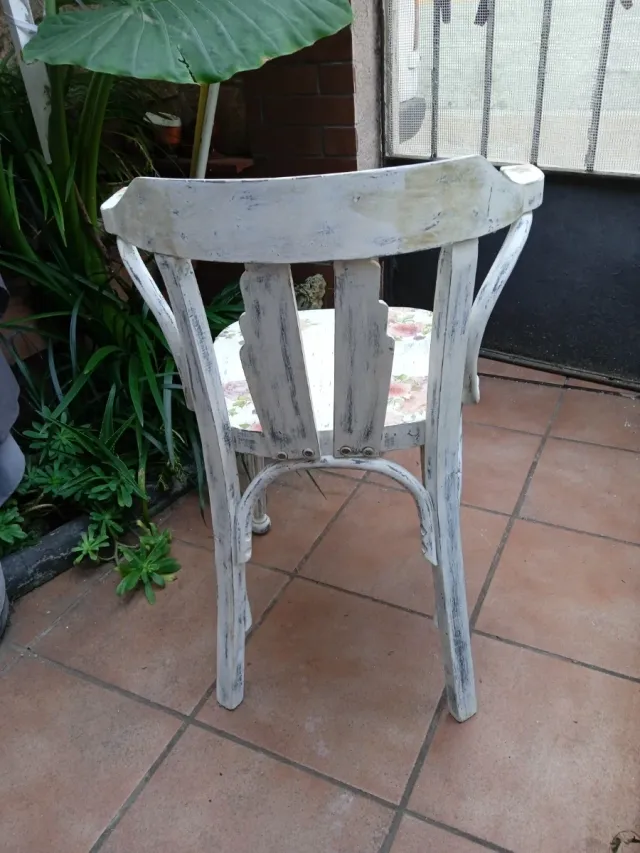 Silla de madera