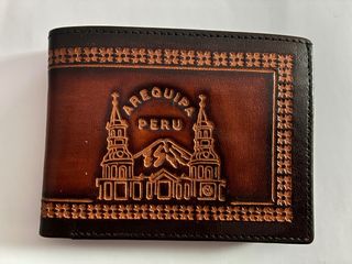 Cartera Billetera Cuero Grabado Arequipa Perú